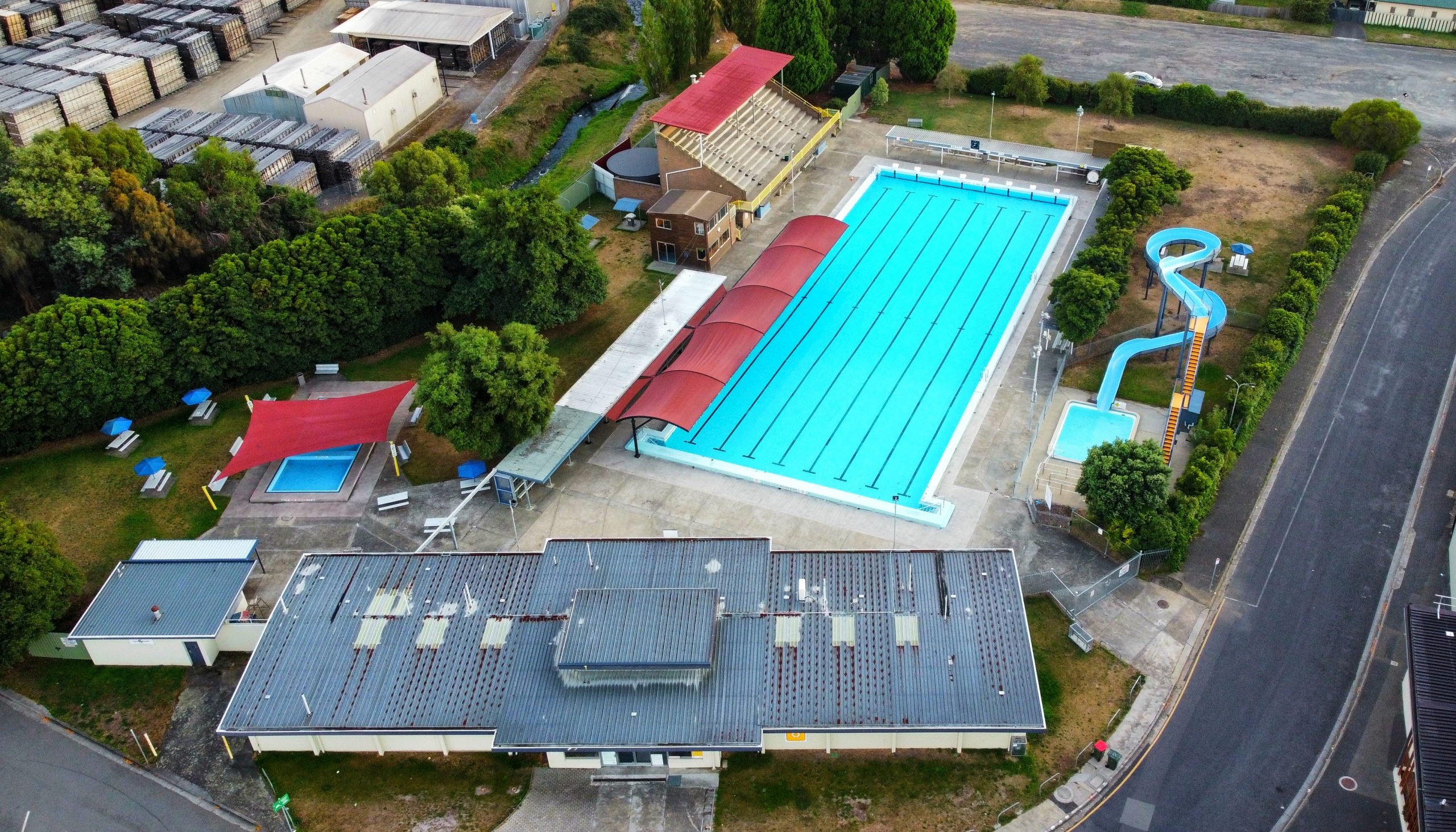 Federal Government must make a splash to save Glenorchy Pool - Andrew ...